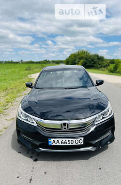 Седан Honda Accord 2016 в Києві