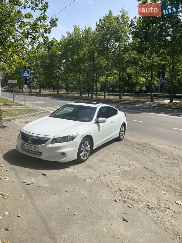 Honda Accord 2011