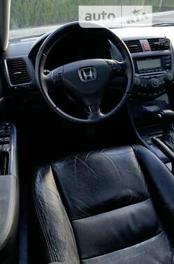 Седан Honda Accord 2004 в Дніпрі