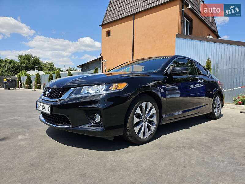 Купе Honda Accord 2012 в Измаиле