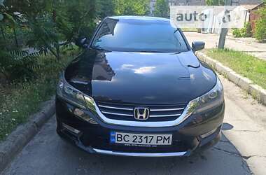 Седан Honda Accord 2015 в Киеве