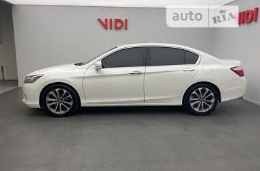 Седан Honda Accord 2013 в Киеве