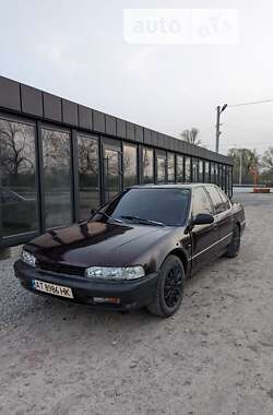 Седан Honda Accord 1992 в Лановцах