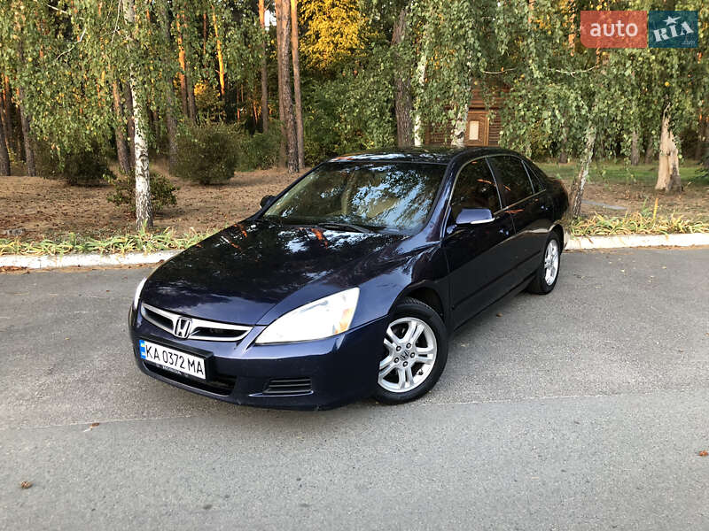 Седан Honda Accord 2006 в Киеве