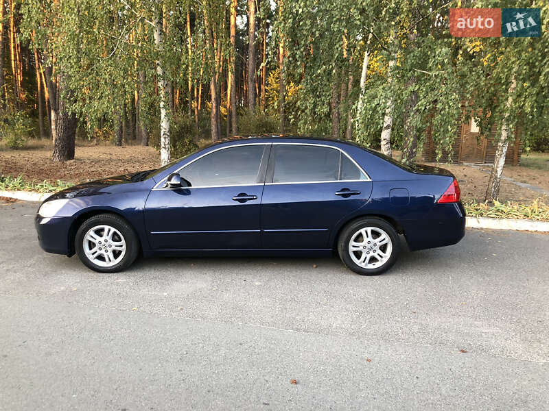Седан Honda Accord 2006 в Киеве