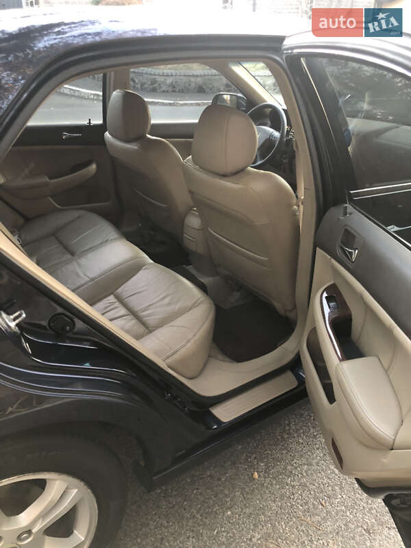 Седан Honda Accord 2006 в Киеве