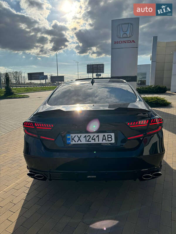 Седан Honda Accord 2019 в Києві