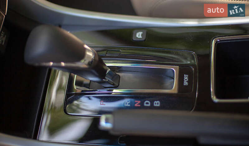 Седан Honda Accord 2016 в Львове