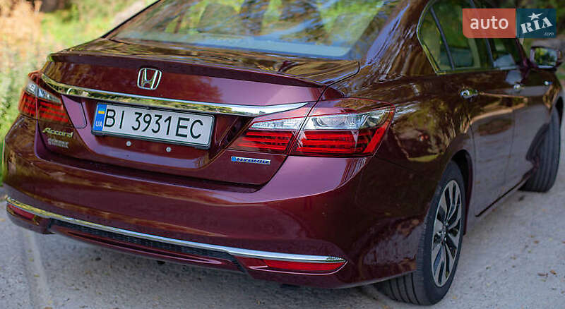 Седан Honda Accord 2016 в Львове
