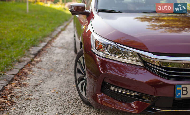 Седан Honda Accord 2016 в Львове