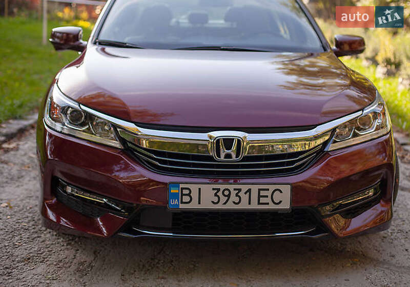 Седан Honda Accord 2016 в Львове