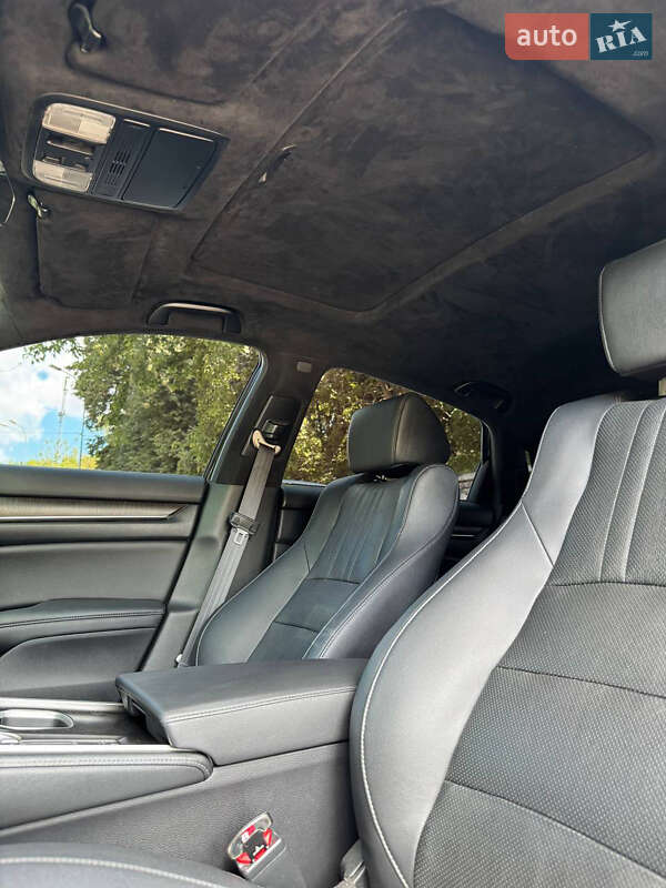 Седан Honda Accord 2019 в Києві