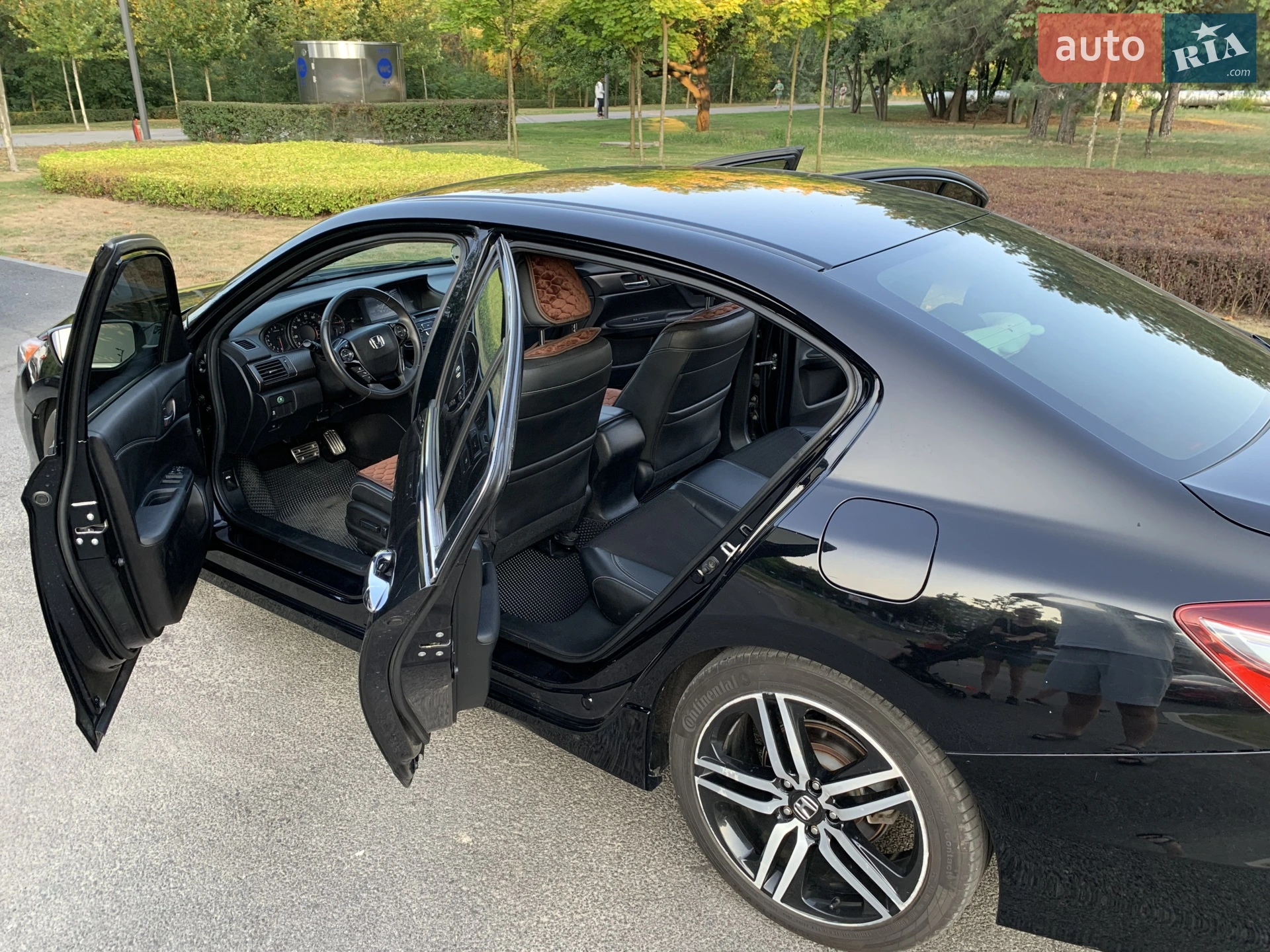 2016 Honda Accord - мініатюра 27