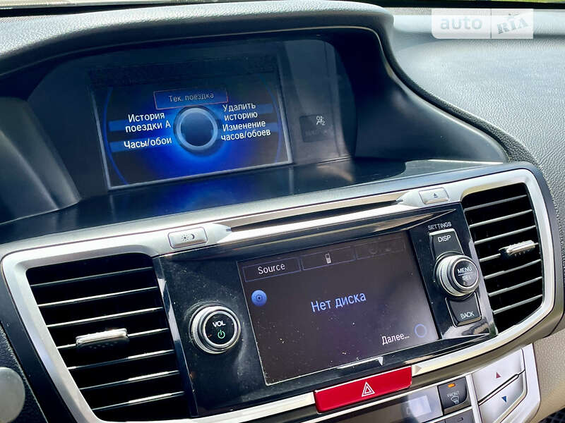 Седан Honda Accord 2013 в Ровно