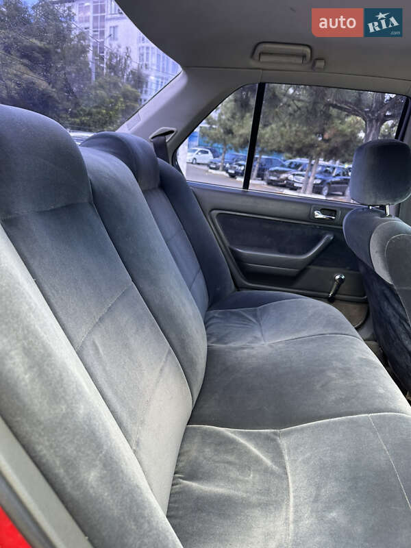 Седан Honda Accord 1990 в Одессе