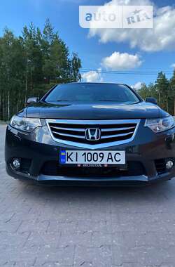 Седан Honda Accord 2012 в Києві