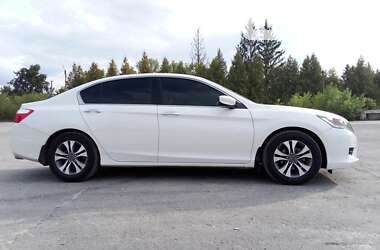 Седан Honda Accord 2013 в Кременці