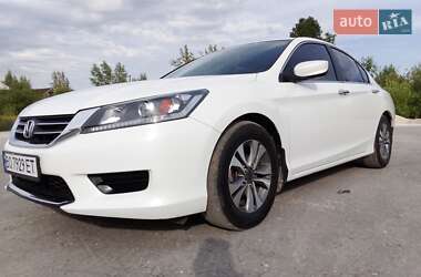 Седан Honda Accord 2013 в Кременці