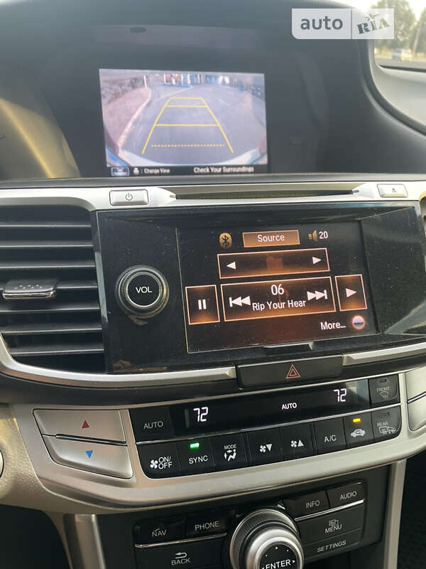 Седан Honda Accord 2012 в Дніпрі