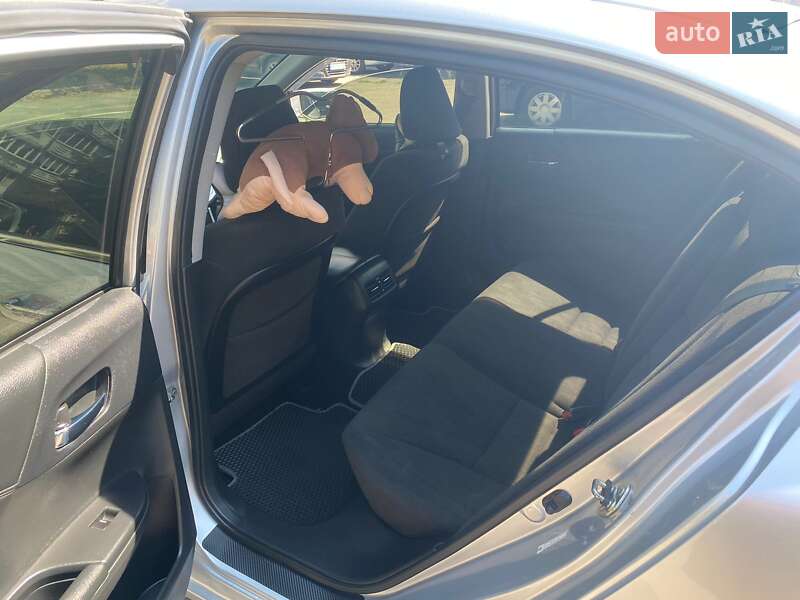 Седан Honda Accord 2014 в Киеве фото 5 Седан Honda Accord 2014 в Киеве