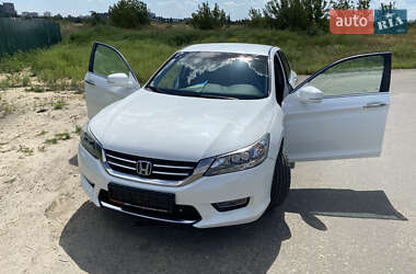 Седан Honda Accord 2013 в Киеве