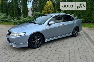 Седан Honda Accord 2004 в Киеве