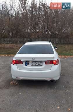 Седан Honda Accord 2012 в 