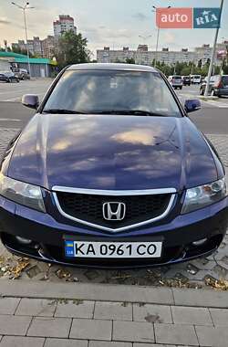 Седан Honda Accord 2005 в Києві