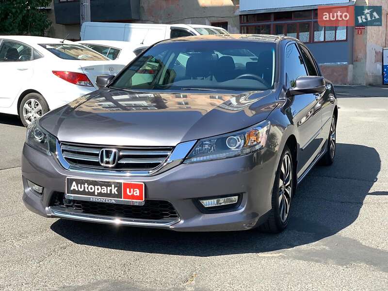 Седан Honda Accord 2015 в Вінниці