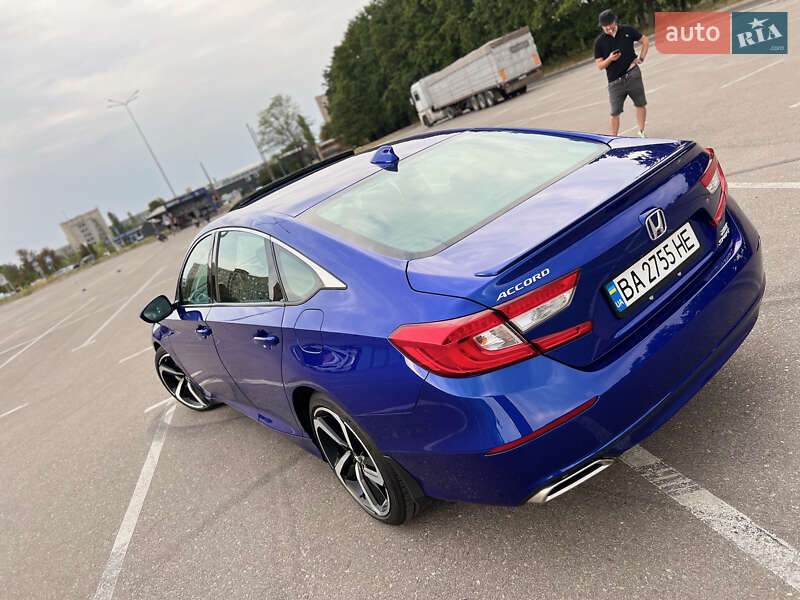 Седан Honda Accord 2020 в Киеве