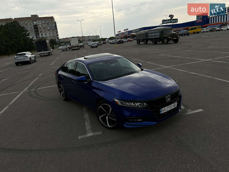 Седан Honda Accord 2020 в Киеве