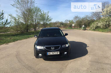 Седан Honda Accord 2004 в Днепре