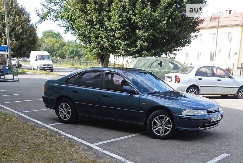 Седан Honda Accord 1993 в 