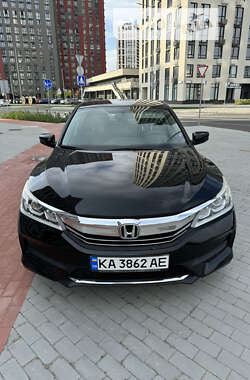 Седан Honda Accord 2016 в Киеве