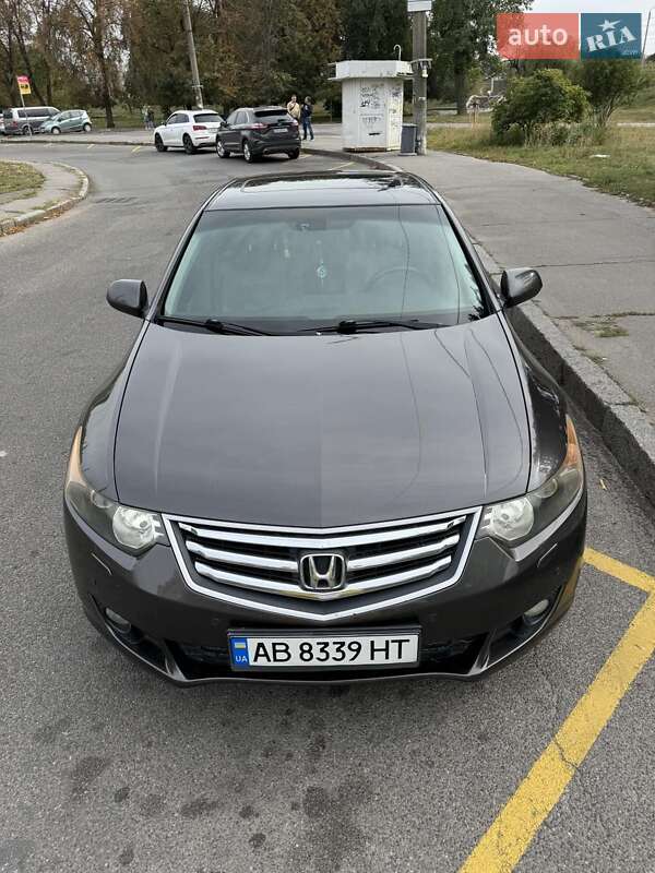 Седан Honda Accord 2008 в Виннице