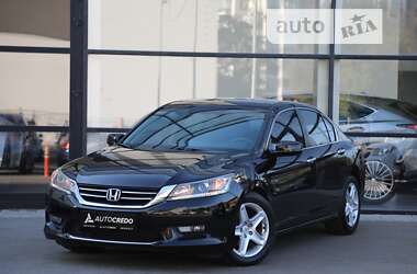 Седан Honda Accord 2015 в Харькове