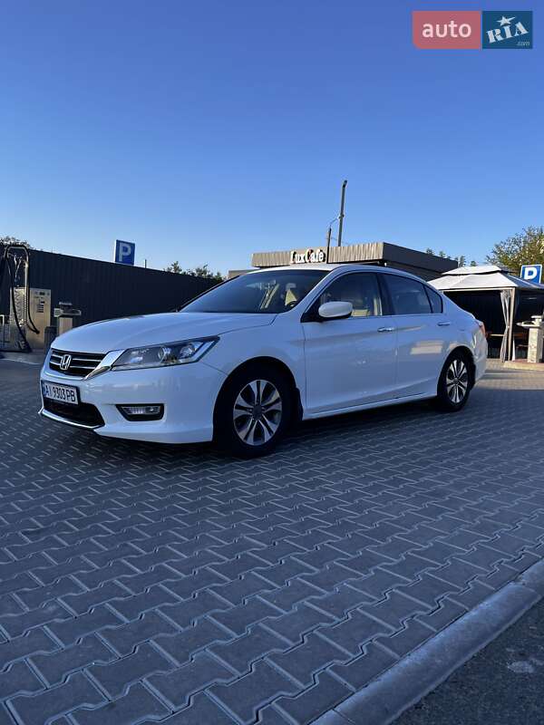 Седан Honda Accord 2015 в Білій Церкві