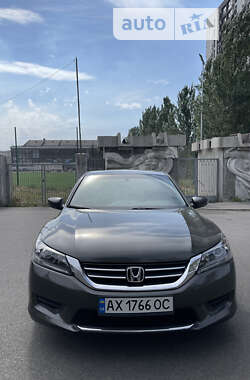 Седан Honda Accord 2013 в Харкові