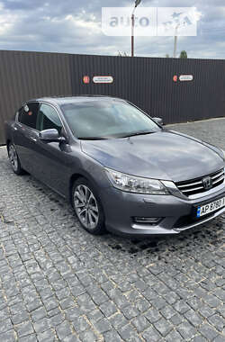 Седан Honda Accord 2013 в Киеве