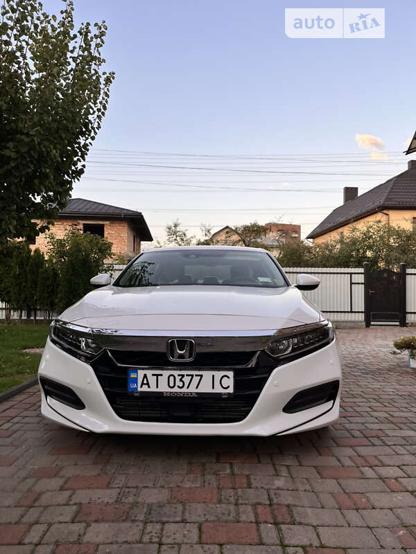 Седан Honda Accord 2018 в Ивано-Франковске