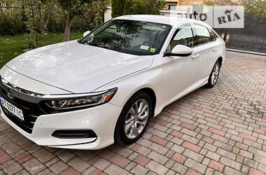 Седан Honda Accord 2018 в 