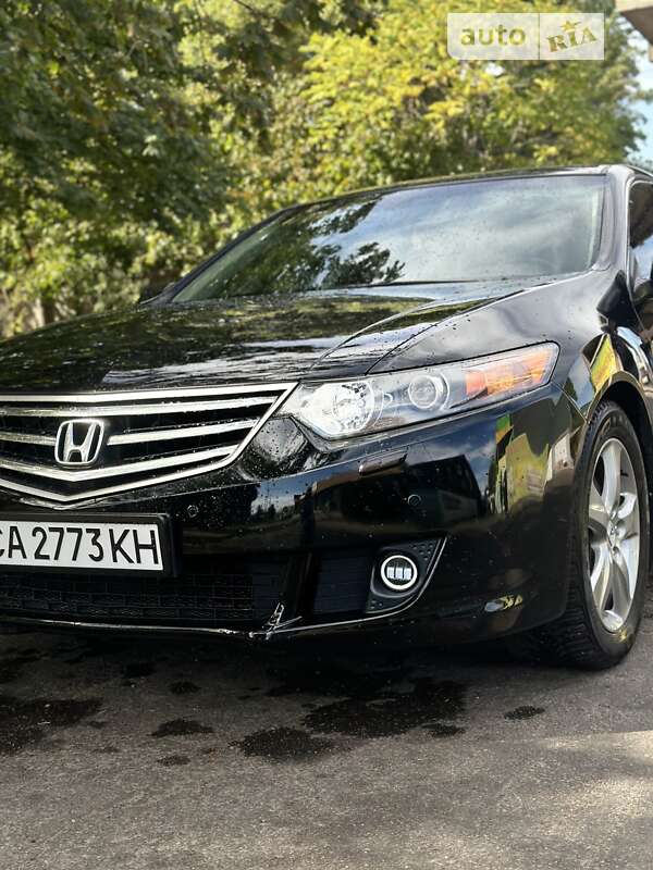 Седан Honda Accord 2009 в Черкассах