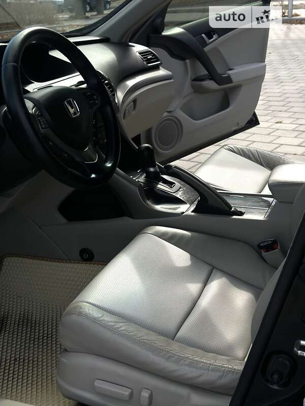 Седан Honda Accord 2009 в Черкассах