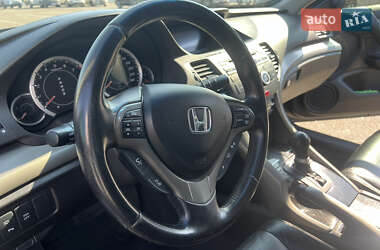 Седан Honda Accord 2010 в Киеве