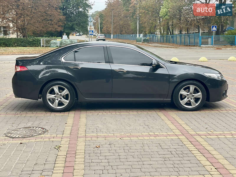 Седан Honda Accord 2011 в Києві
