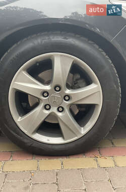 Седан Honda Accord 2011 в 