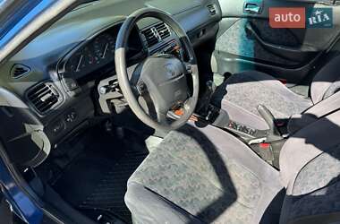 Седан Honda Accord 1998 в 