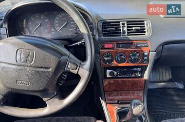 Седан Honda Accord 1998 в 