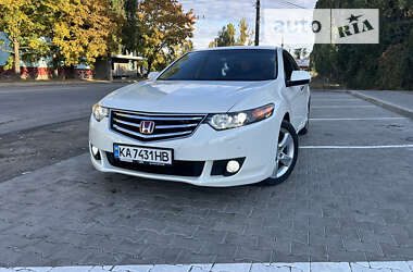 Седан Honda Accord 2010 в Житомирі