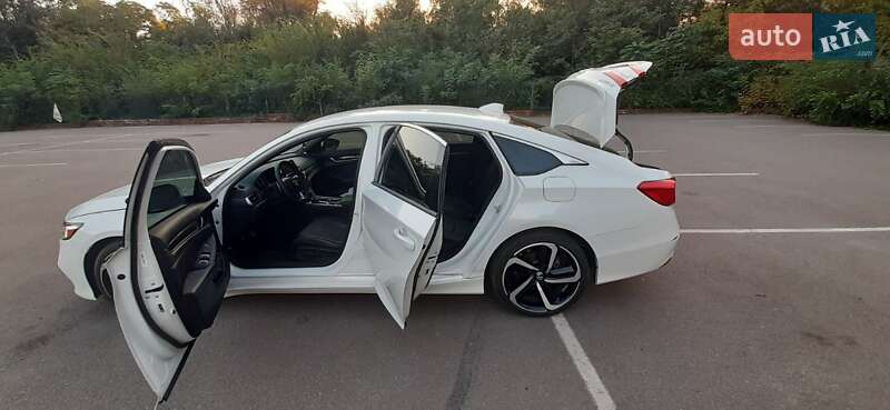 Седан Honda Accord 2018 в Запорожье фото 9 Седан Honda Accord 2018 в Запорожье